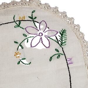 VTG TABLE RUNNERS SET OF 2 PURPLE FLOWER EMBROIDERED DRESSER SCARF ESTATE VANITY